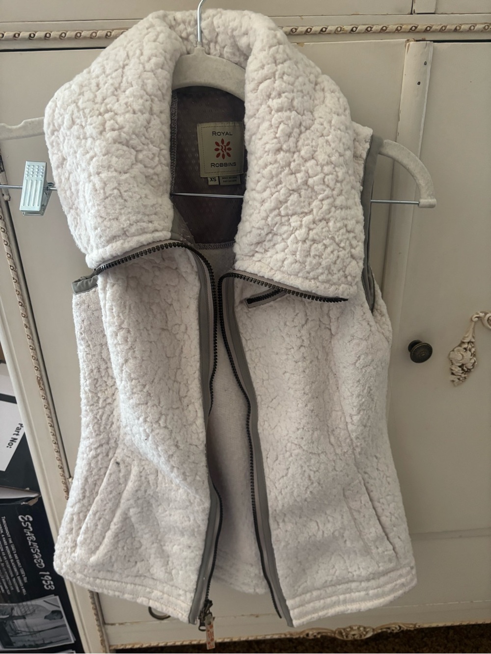 Royal Robbins Cream Sherpa Zip Vest